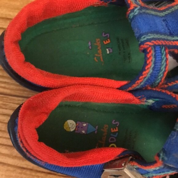 Clarks doodles kids suede slip on shoes size 5 - Picture 7 of 10